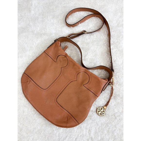 Tory Burch Amalie Adjustable Strap Hobo Leather Bag Tan - Picture 1 of 3